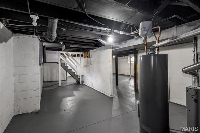 38 Lee Avenue, St Louis, MO 63135