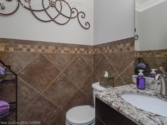55490 Whispering Hills Drive, Shelby Charter Township, MI 48316