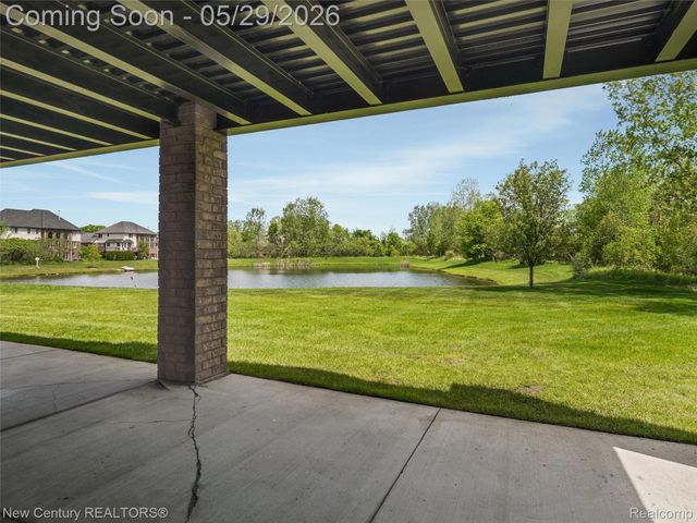 55490 Whispering Hills Drive, Shelby Charter Township, MI 48316