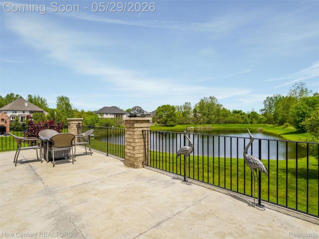 55490 Whispering Hills Drive, Shelby Charter Township, MI 48316