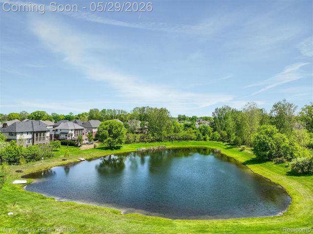 55490 Whispering Hills Drive, Shelby Charter Township, MI 48316