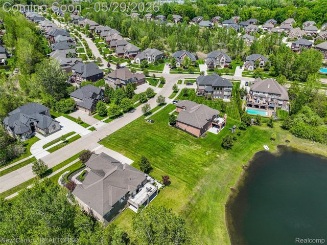 55490 Whispering Hills Drive, Shelby Charter Township, MI 48316