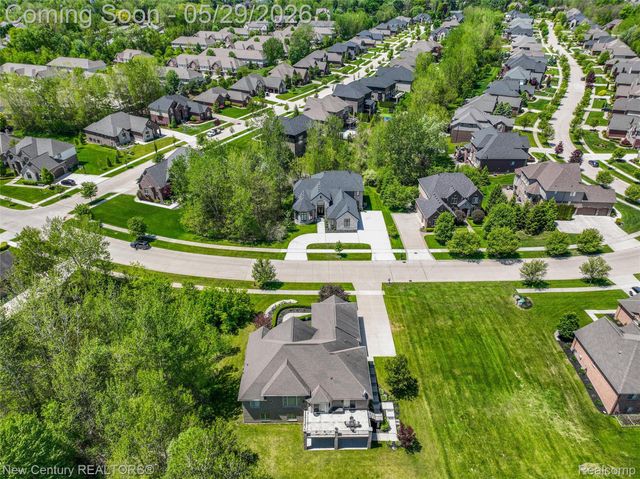 55490 Whispering Hills Drive, Shelby Charter Township, MI 48316