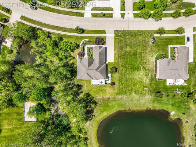 55490 Whispering Hills Drive, Shelby Charter Township, MI 48316