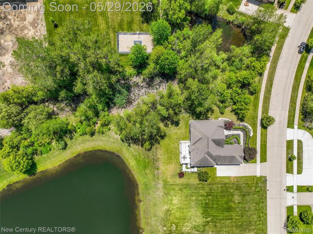 55490 Whispering Hills Drive, Shelby Charter Township, MI 48316