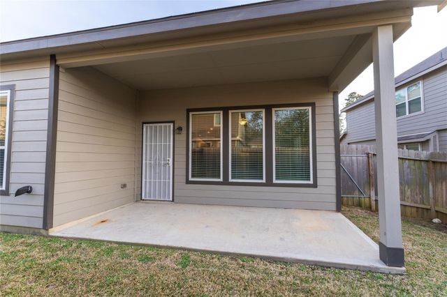 2512 Austin Hills Court, Conroe, TX 77304