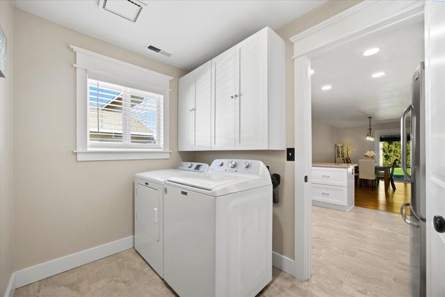 5132 W Killdeer Ct, West Richland, WA 99353