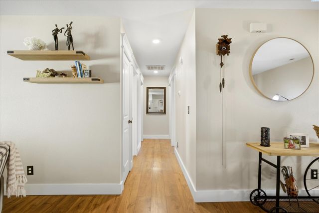 5132 W Killdeer Ct, West Richland, WA 99353