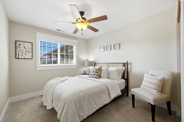 5132 W Killdeer Ct, West Richland, WA 99353