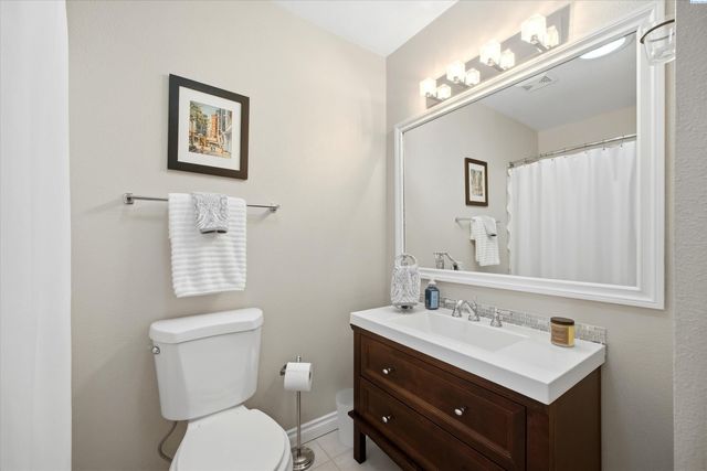 5132 W Killdeer Ct, West Richland, WA 99353