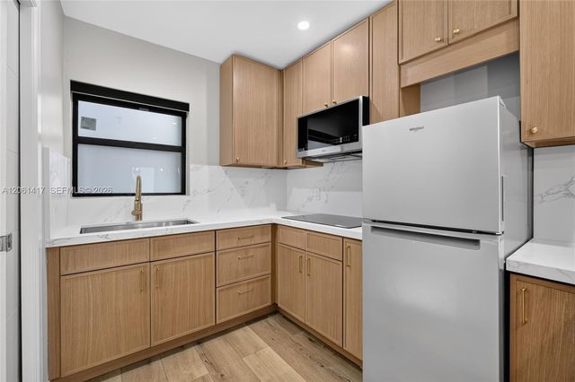 1011 NW 30th Ct 2, Miami, FL 33125