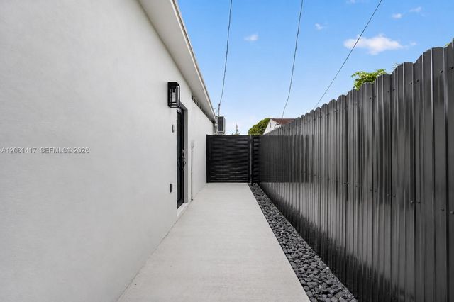1011 NW 30th Ct 2, Miami, FL 33125