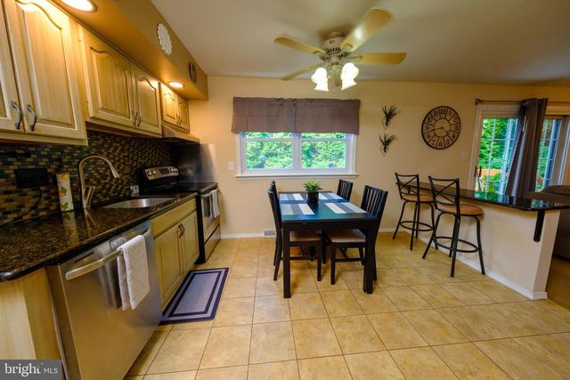 2124 MAGNOLIA CT, Cinnaminson, NJ 08077
