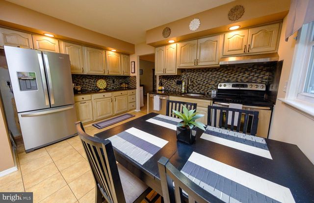 2124 MAGNOLIA CT, Cinnaminson, NJ 08077