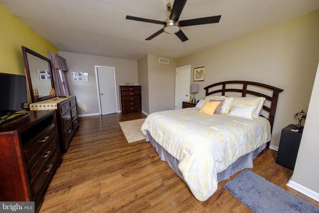 2124 MAGNOLIA CT, Cinnaminson, NJ 08077