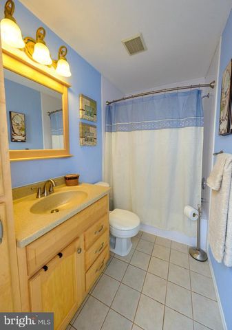 2124 MAGNOLIA CT, Cinnaminson, NJ 08077