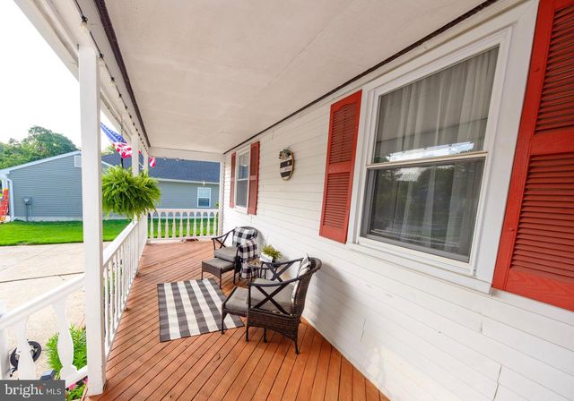 2124 MAGNOLIA CT, Cinnaminson, NJ 08077