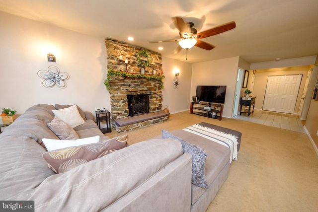 2124 MAGNOLIA CT, Cinnaminson, NJ 08077