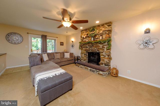 2124 MAGNOLIA CT, Cinnaminson, NJ 08077