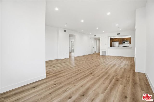 1820 Prosser Avenue, Los Angeles, CA 90025