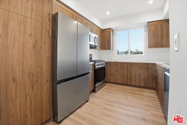 1820 Prosser Avenue, Los Angeles, CA 90025