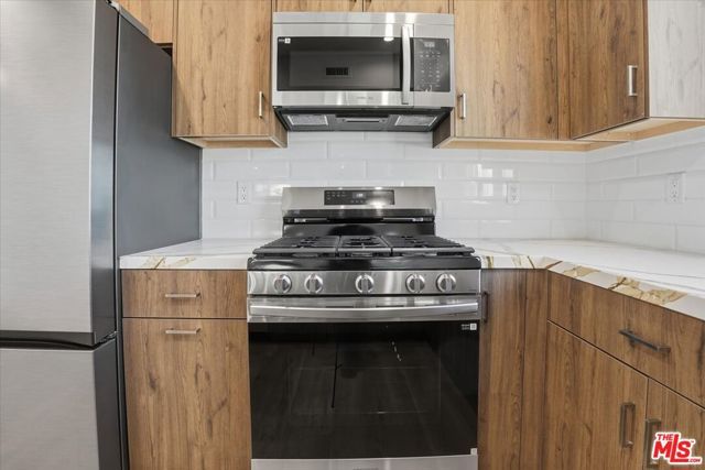 1820 Prosser Avenue, Los Angeles, CA 90025