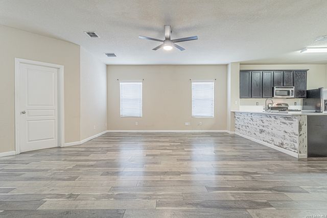 12239 Hamlin, San Antonio, TX 78254