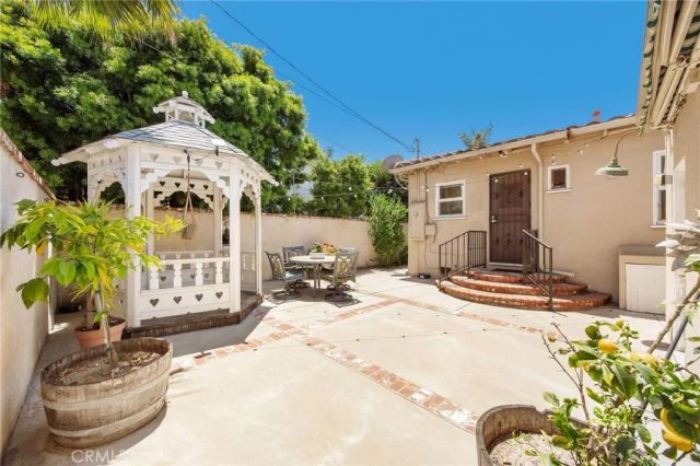 5555 Riviera Walk, Long Beach, CA 90803