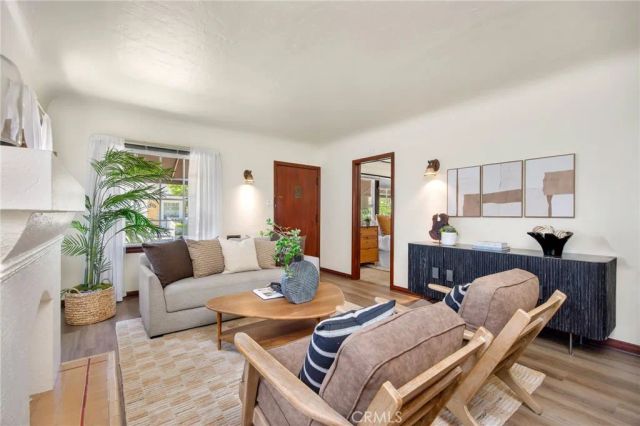 5555 Riviera Walk, Long Beach, CA 90803