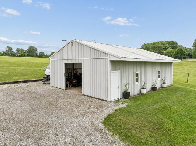 11011 Fairview Road SE, Heath, OH 43056