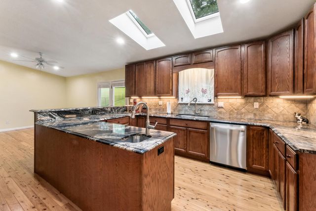 11011 Fairview Road SE, Heath, OH 43056