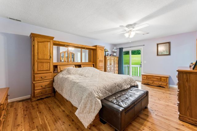 11011 Fairview Road SE, Heath, OH 43056