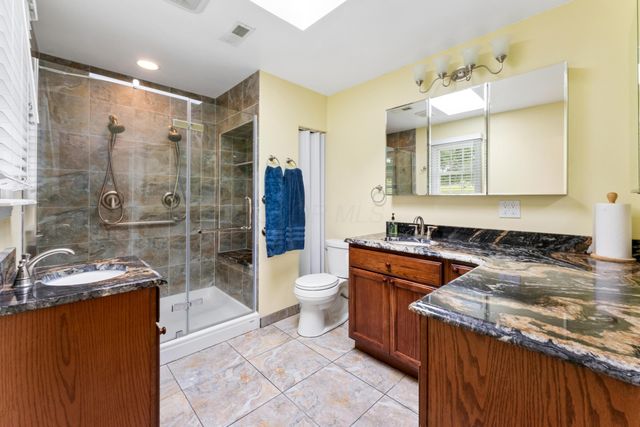 11011 Fairview Road SE, Heath, OH 43056