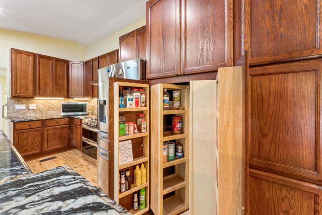 11011 Fairview Road SE, Heath, OH 43056