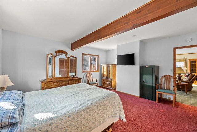 325 E Whitefish ROAD, Port Washington, WI 53074