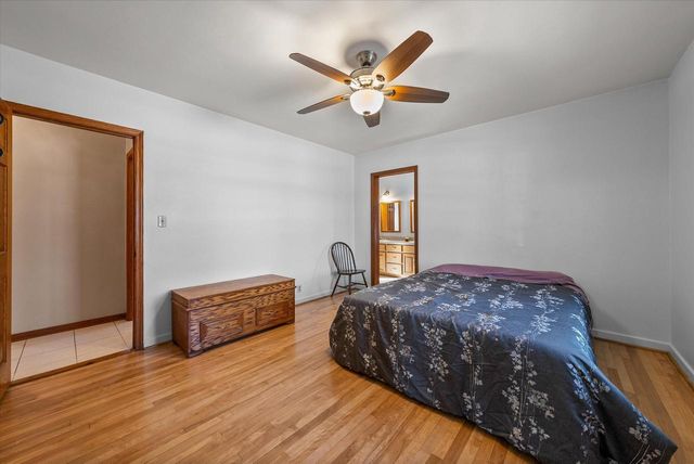 325 E Whitefish ROAD, Port Washington, WI 53074