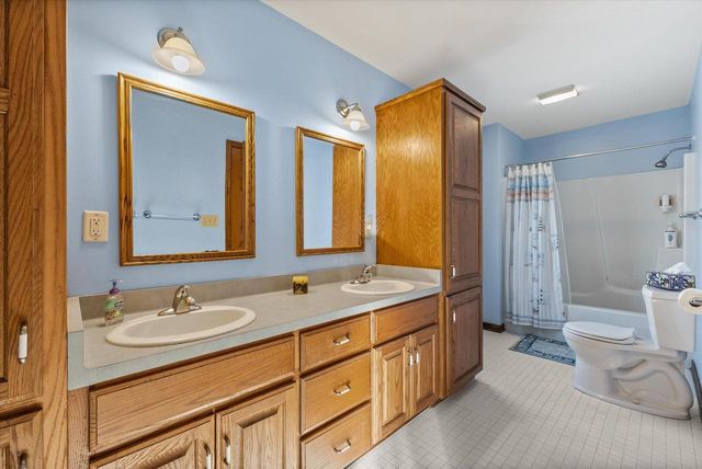 325 E Whitefish ROAD, Port Washington, WI 53074