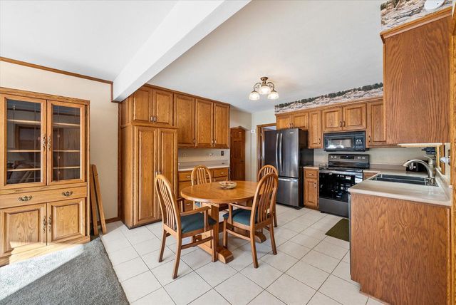 325 E Whitefish ROAD, Port Washington, WI 53074