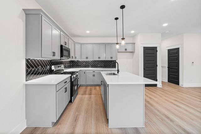 2 Charleston Cove Way, Clarksville, TN 37043