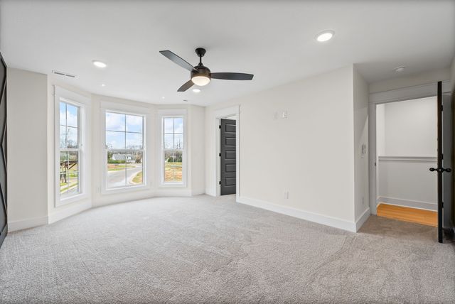 2 Charleston Cove Way, Clarksville, TN 37043