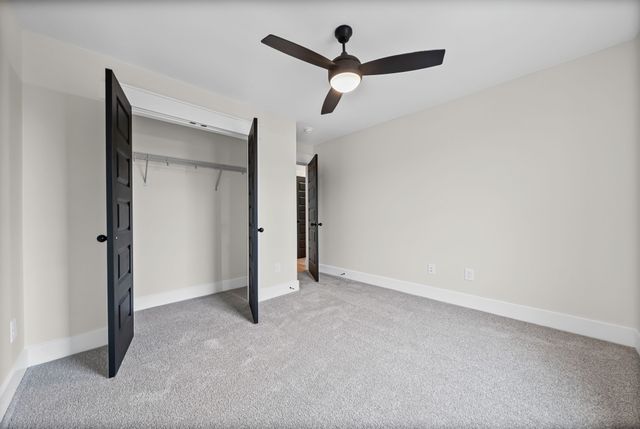 2 Charleston Cove Way, Clarksville, TN 37043