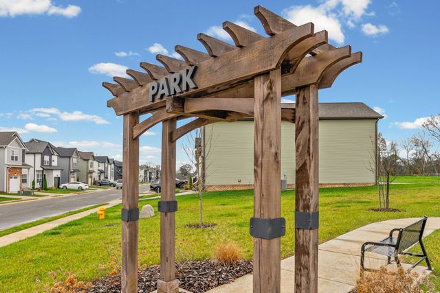 2 Charleston Cove Way, Clarksville, TN 37043