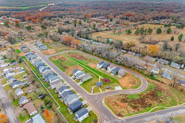 2 Charleston Cove Way, Clarksville, TN 37043