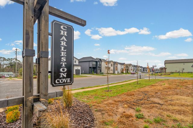 2 Charleston Cove Way, Clarksville, TN 37043