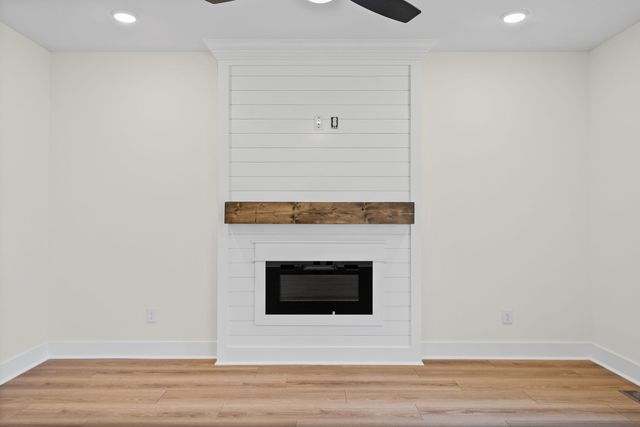 2 Charleston Cove Way, Clarksville, TN 37043