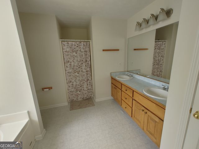 368 Cattlemans Circle, Mcdonough, GA 30252