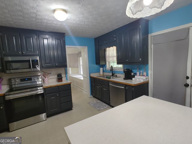 368 Cattlemans Circle, Mcdonough, GA 30252