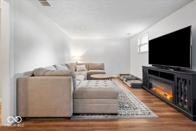 7 Sleepy Hollow Drive, Westfield, IN 46074