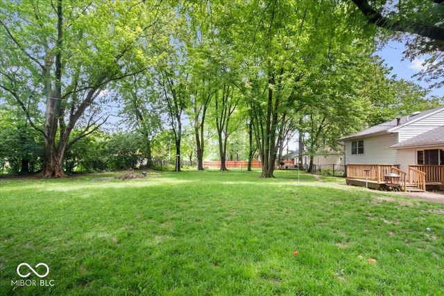7 Sleepy Hollow Drive, Westfield, IN 46074
