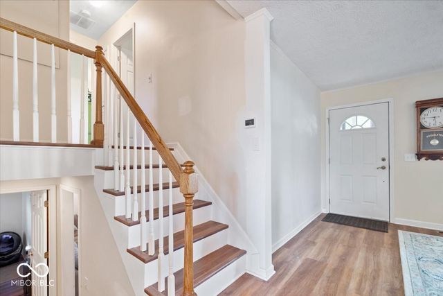 7 Sleepy Hollow Drive, Westfield, IN 46074